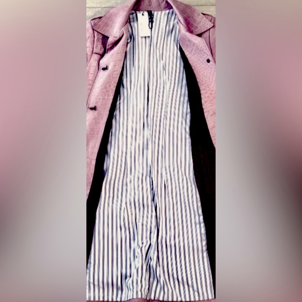 Genuine leather pink jacket. *NWT* Necklace SOLD! - Picture 4 of 6